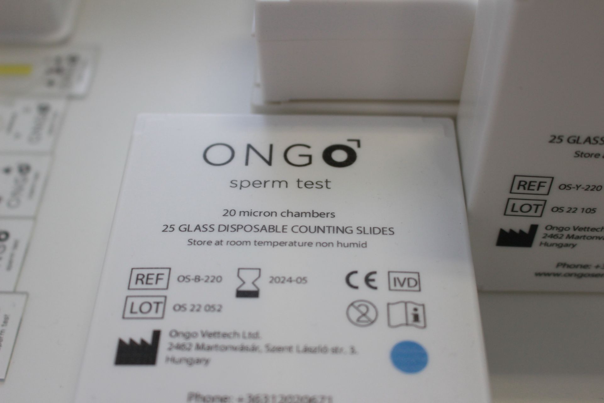 ONGO blue slides box with 25pcs of precalibrated slides for mobile semen analysing units