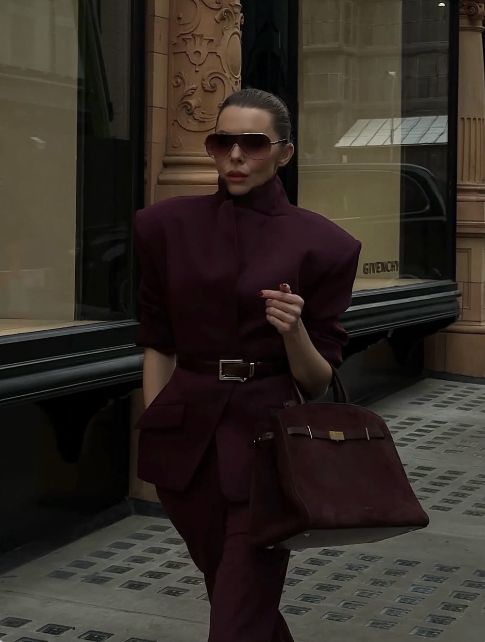 Laura Blair: Style in Slow Motion, Taken to the Streets