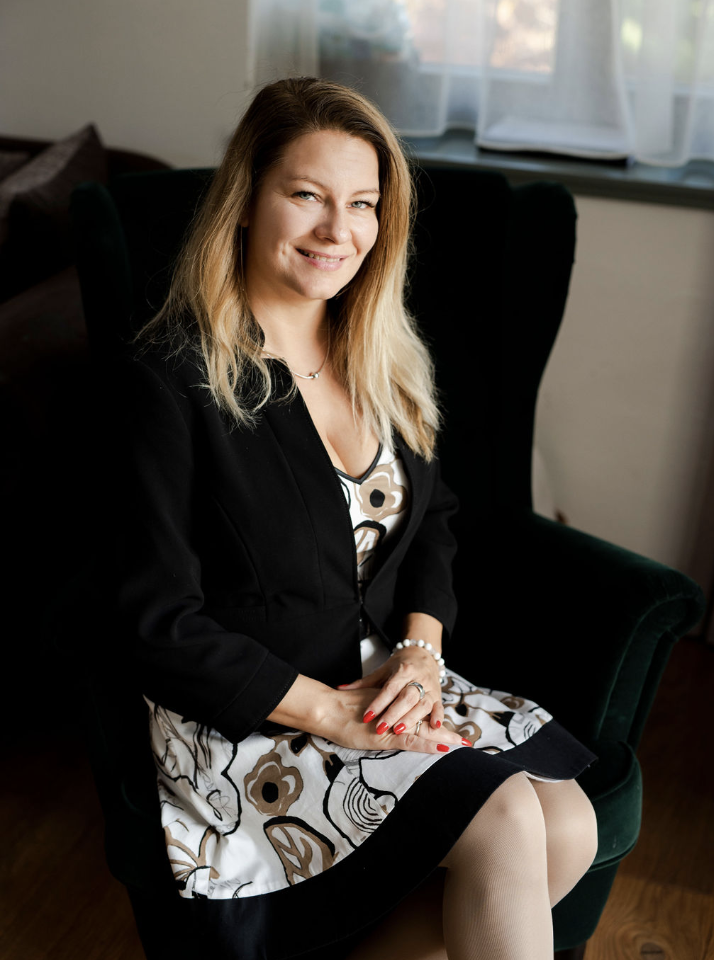 laura-psychotherapist