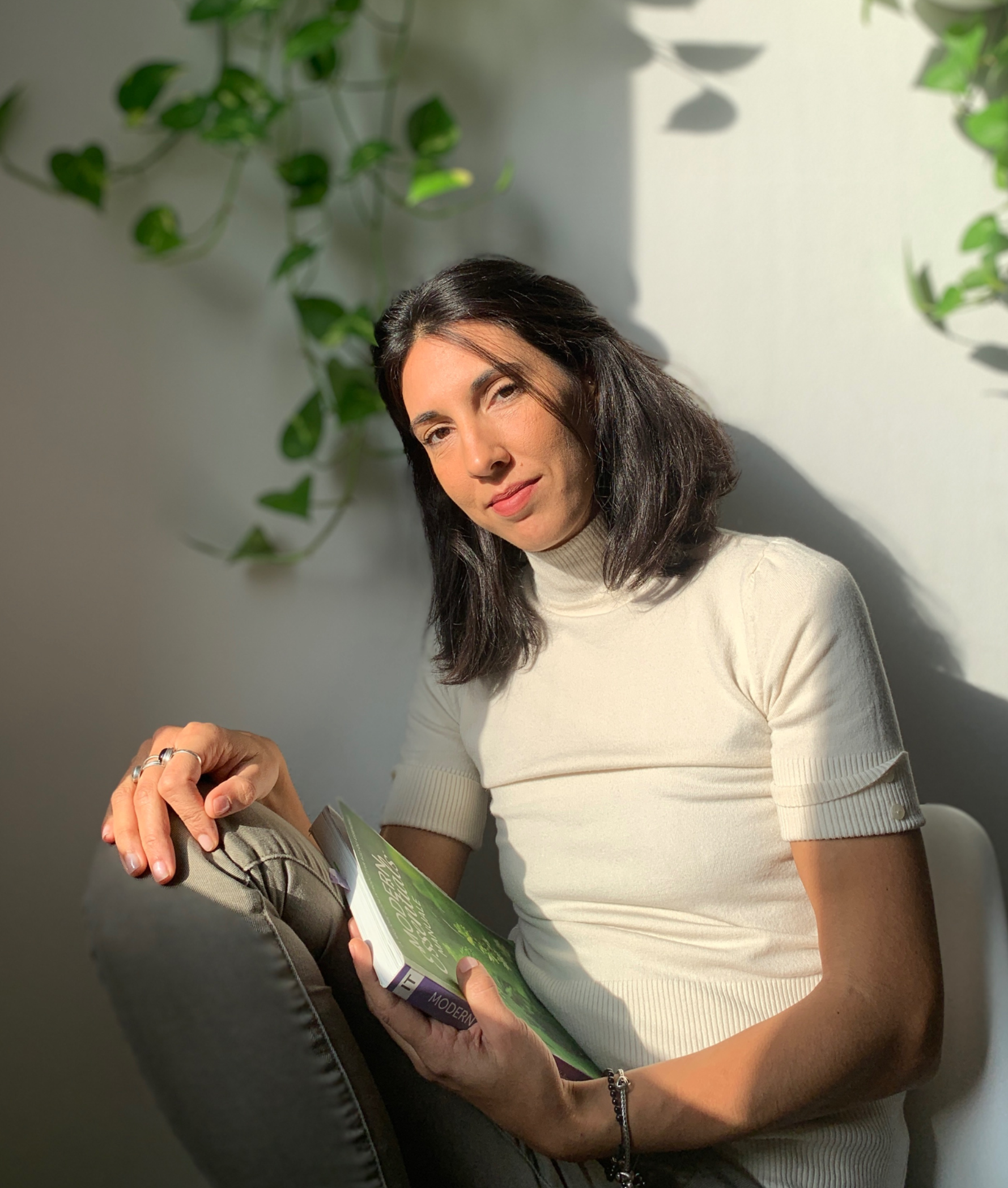 laura-psychotherapist