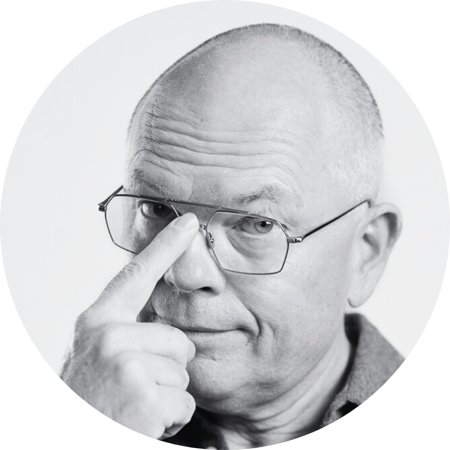 Peter T'Hooft, focus op e-mailings