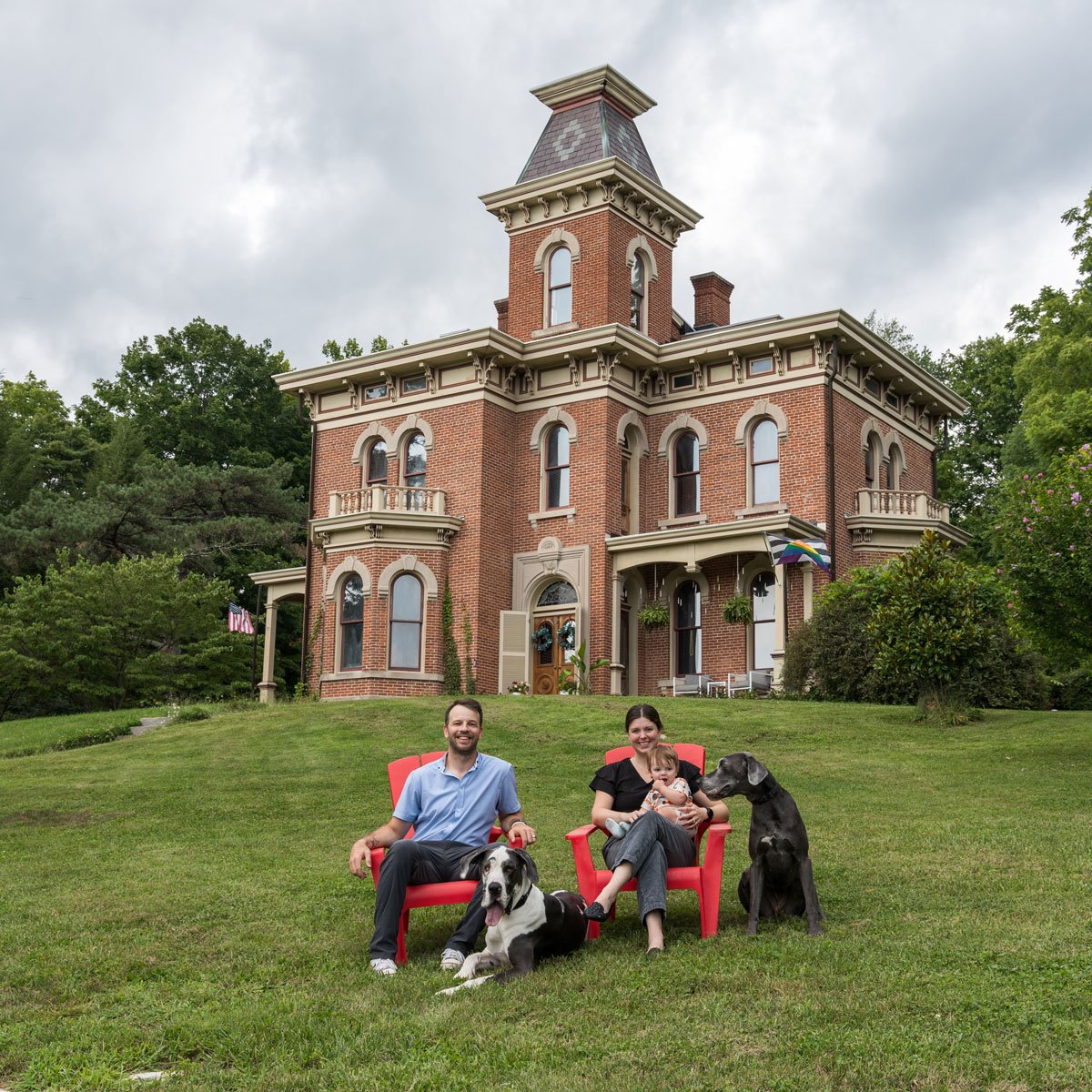 The Harmon-Welsh family in front of the David Enoch Beem House.