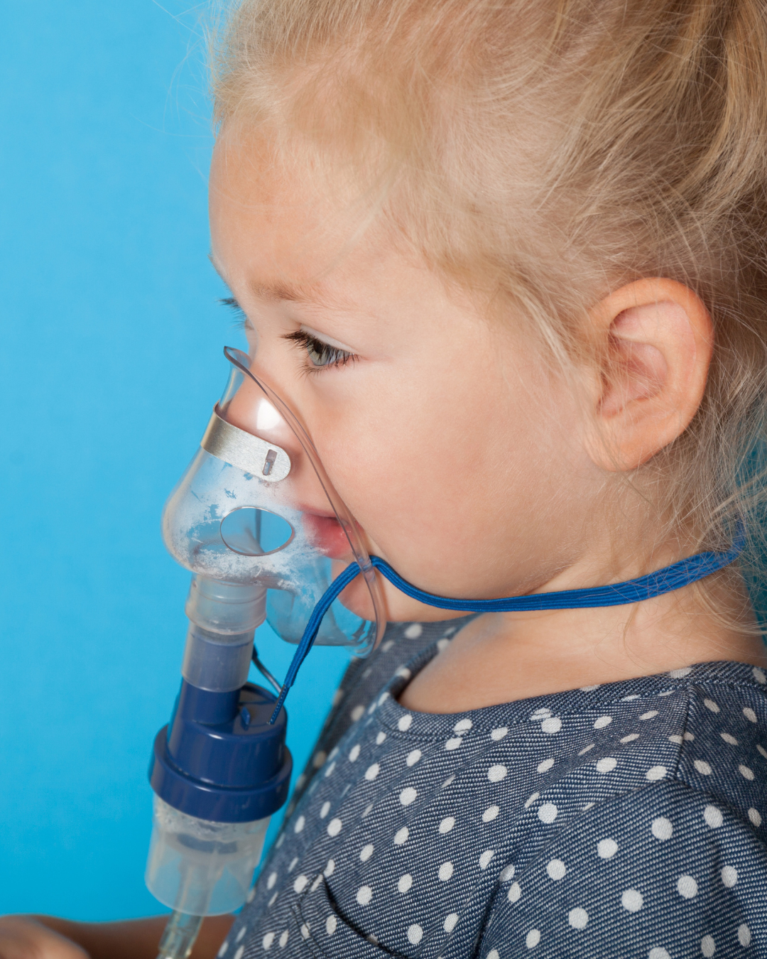 Dr Marcio a cumprimentar paciente na clínica FisioQI Gondomar