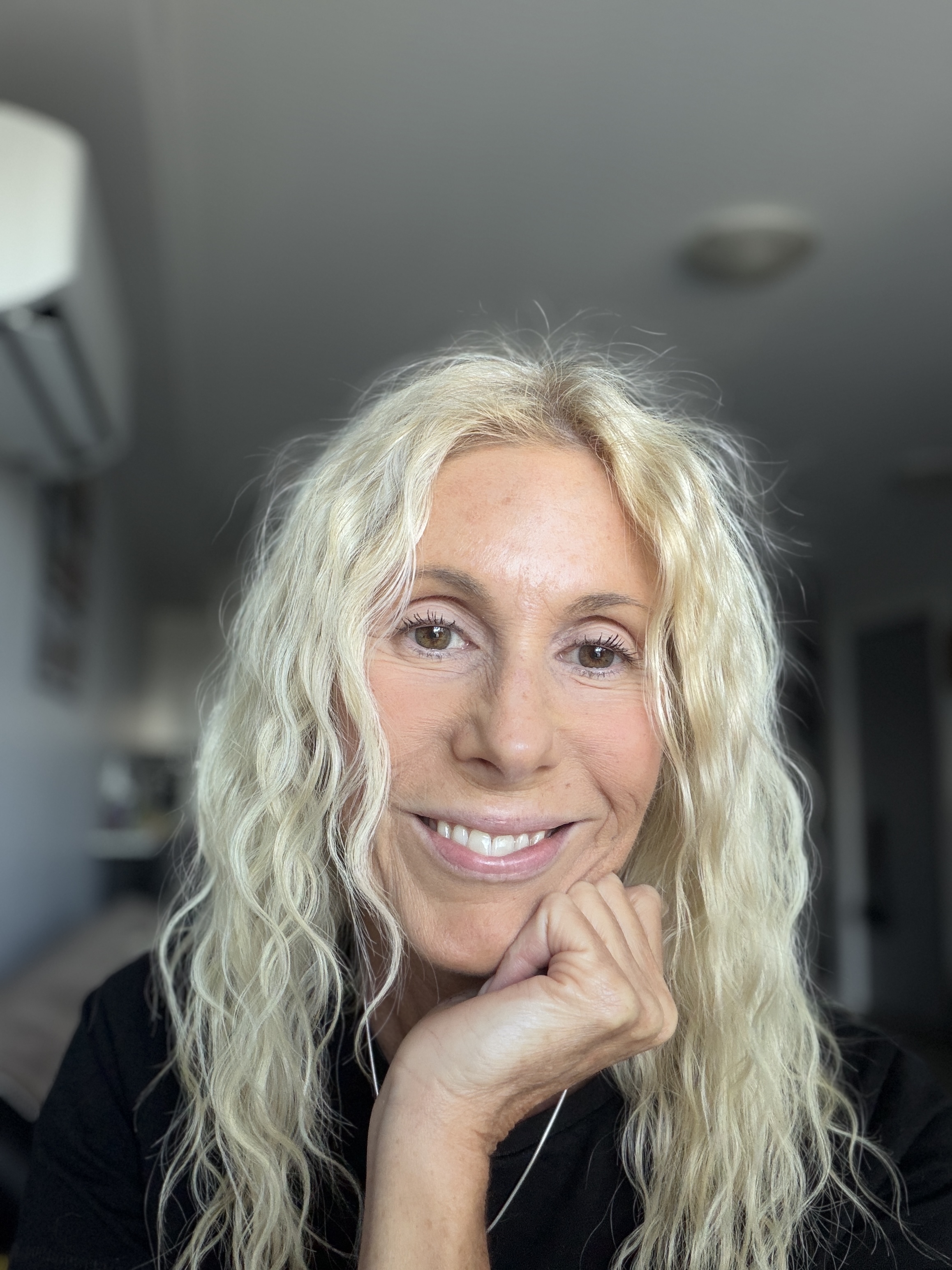 laura-psychotherapist