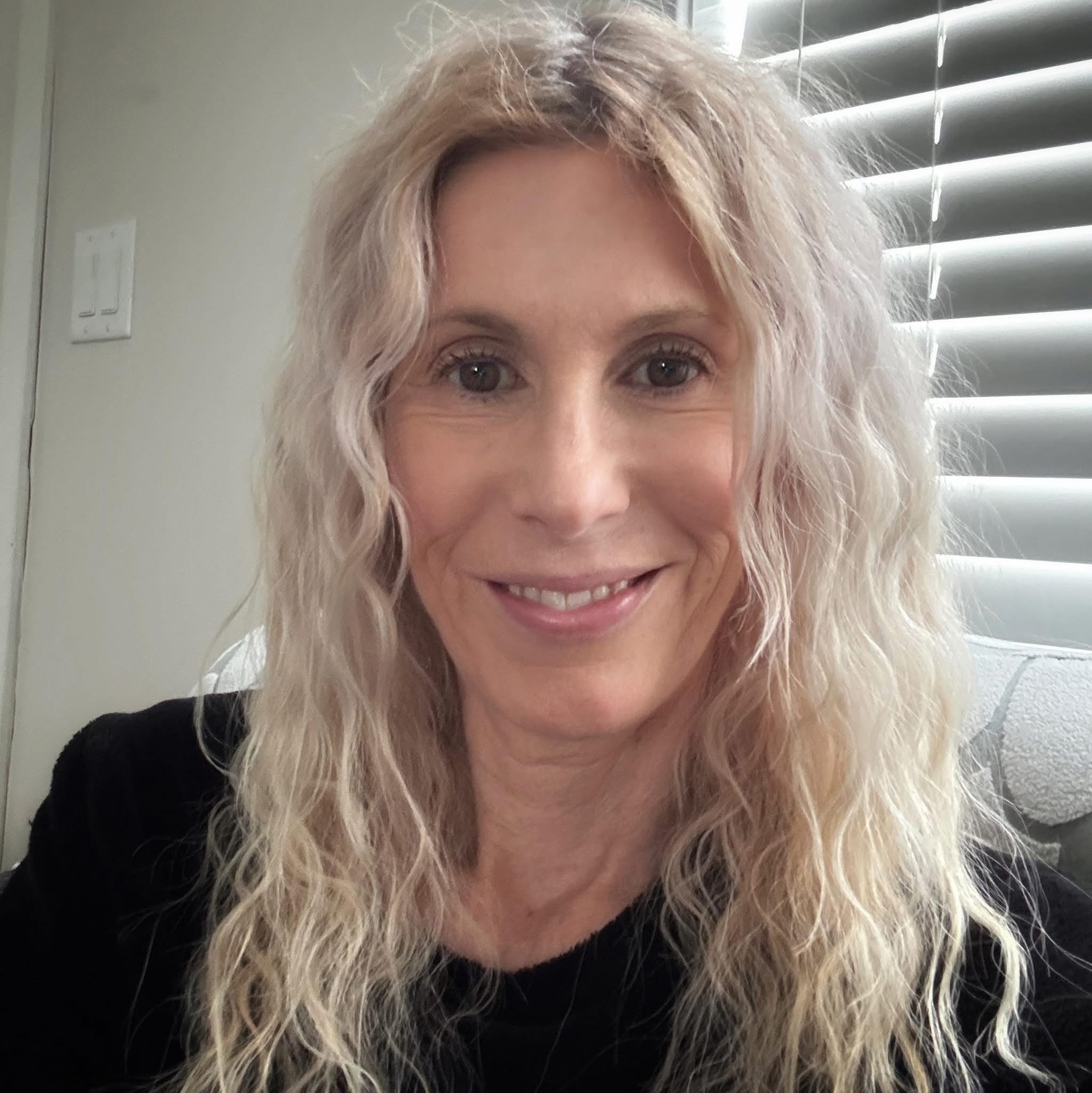 laura-psychotherapist