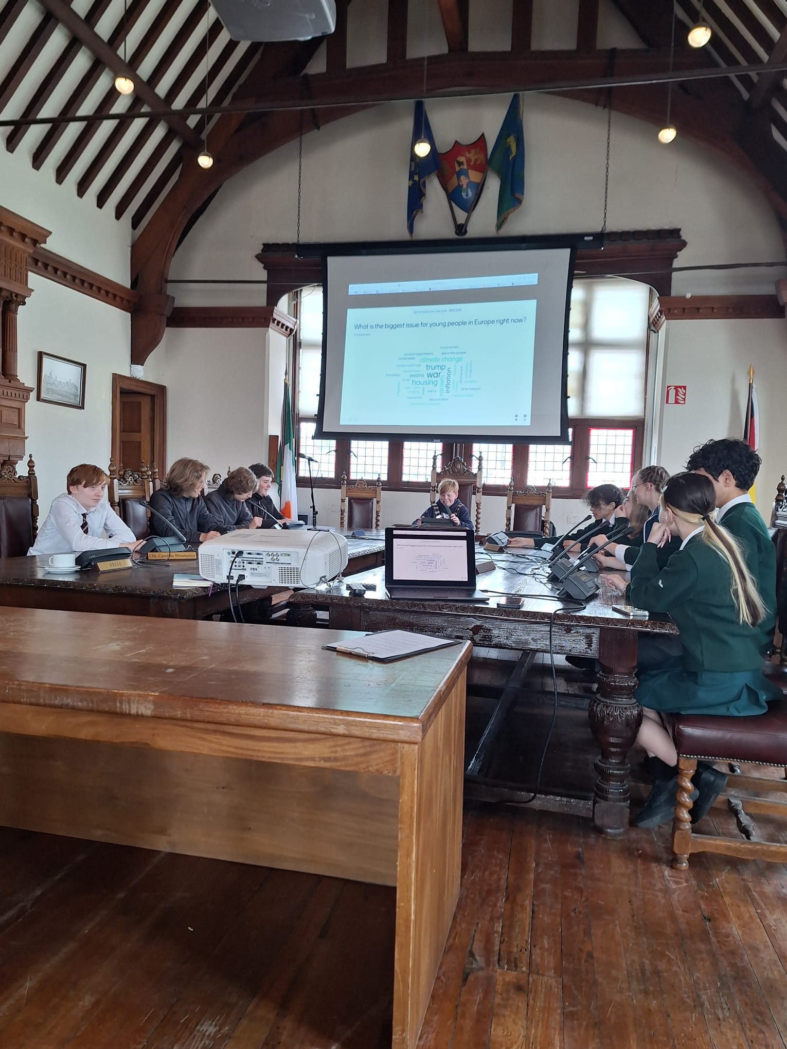 Bray and Würzburg Students Close Exchange with Town Hall Debate