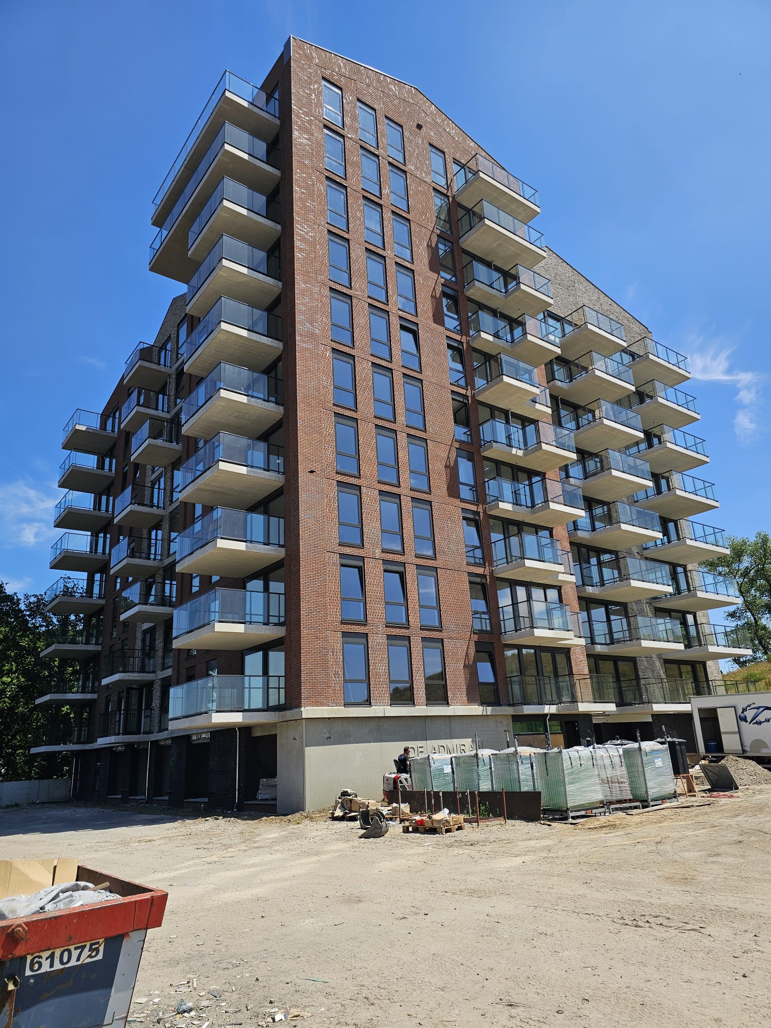 Balcony construction in a newly built residential building