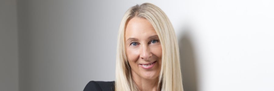 Clothes anxiety? What to Wear for Headshots (with Checklist) VuPXcUlys0q0XbFoudN48eMp1hvgBtWtlk8UU3t7