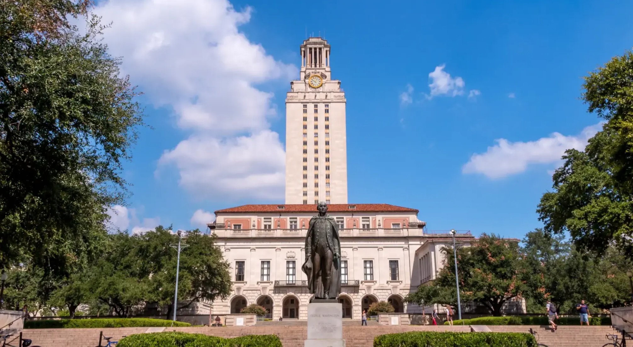 Higher Education Reforms Receive Gov. Abbott’s Approval
