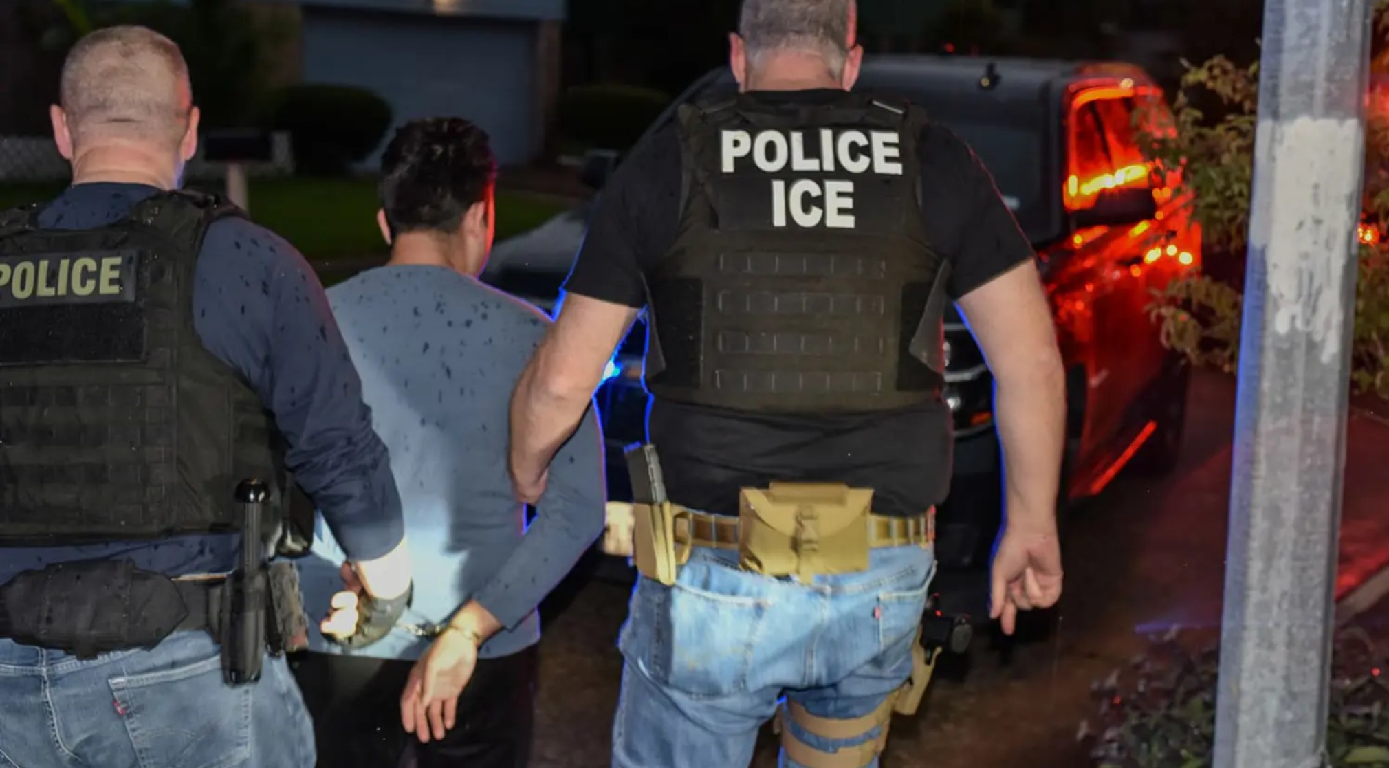 Immigration Enforcement Bill Heads to Abbott After House, Senate Approve Deal