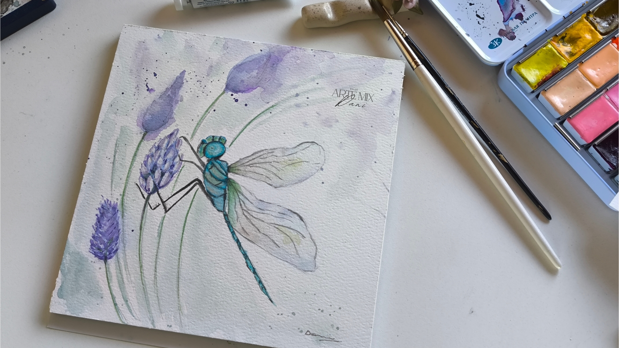 De la Naturaleza al Arte: una Libélula y unas Lavandas en Acuarela