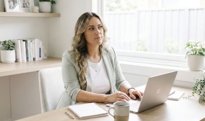 The Hidden Cost of “Doing It All Yourself” in the First Years of Business