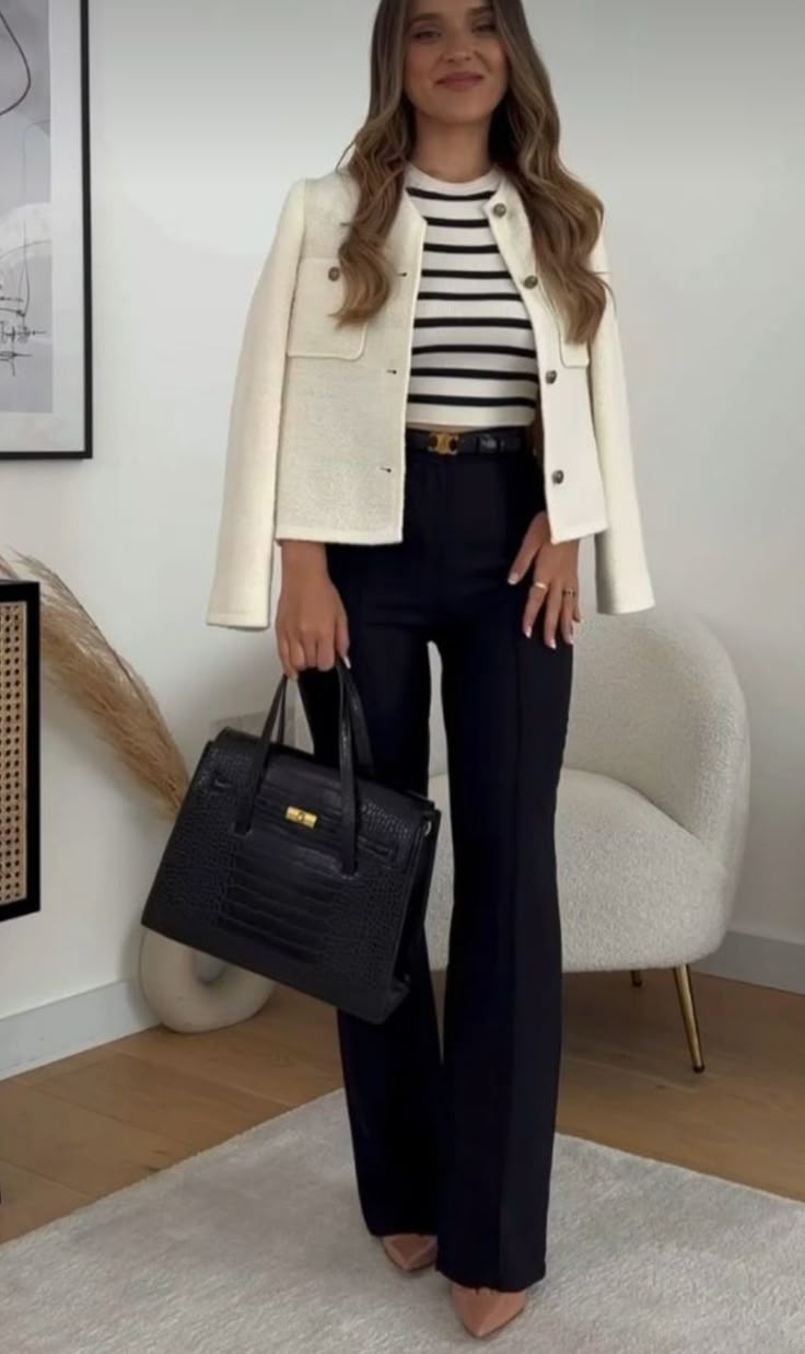 Outfit 2, porté sur mannequin
