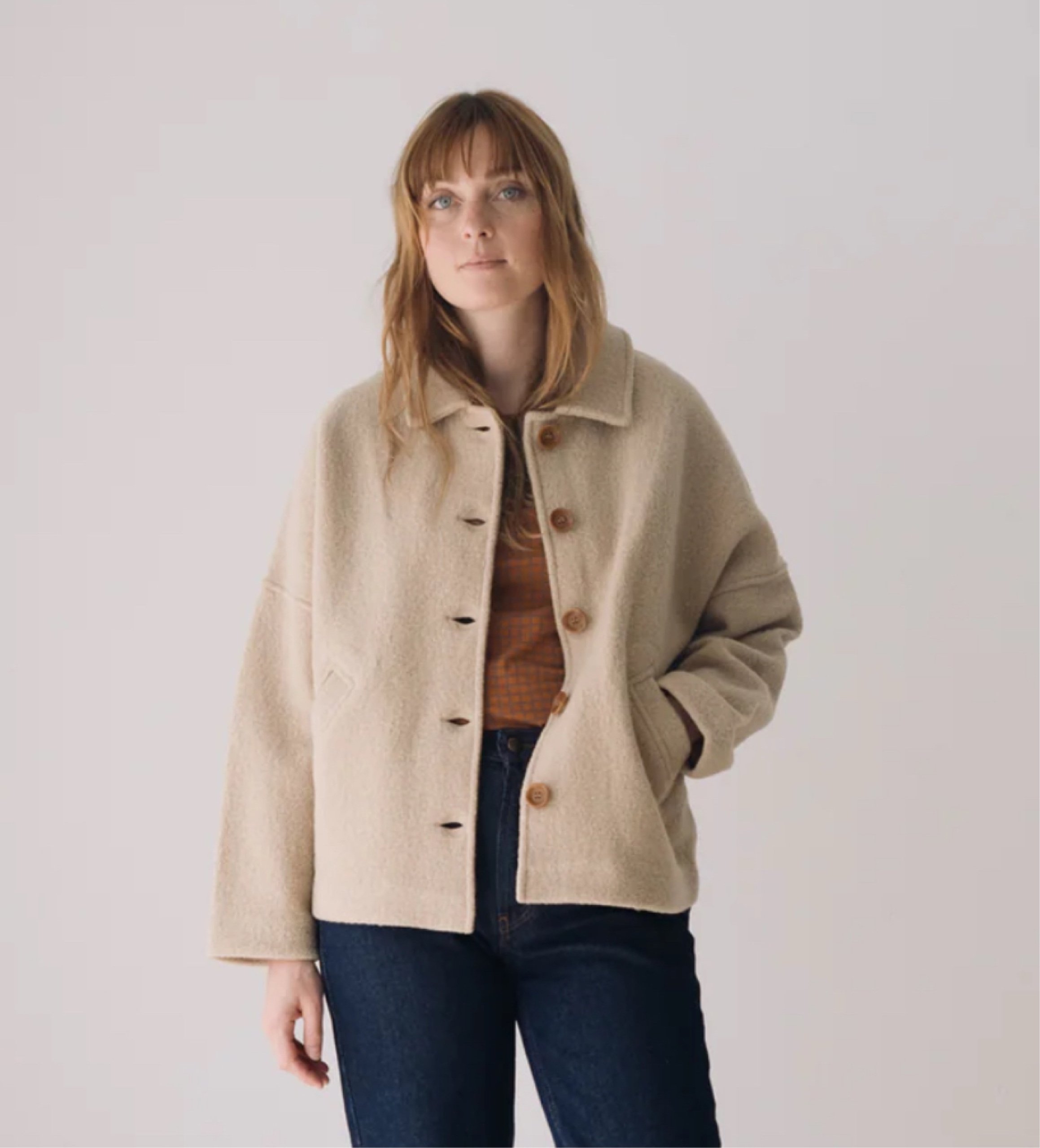 Tiralahilacha manteau court laine mérinos beige