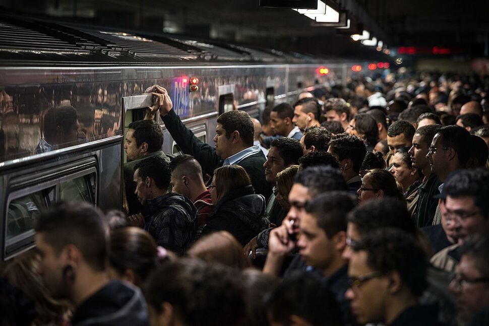 Heavy crowd at metro station — typical environment for pickpocket theft