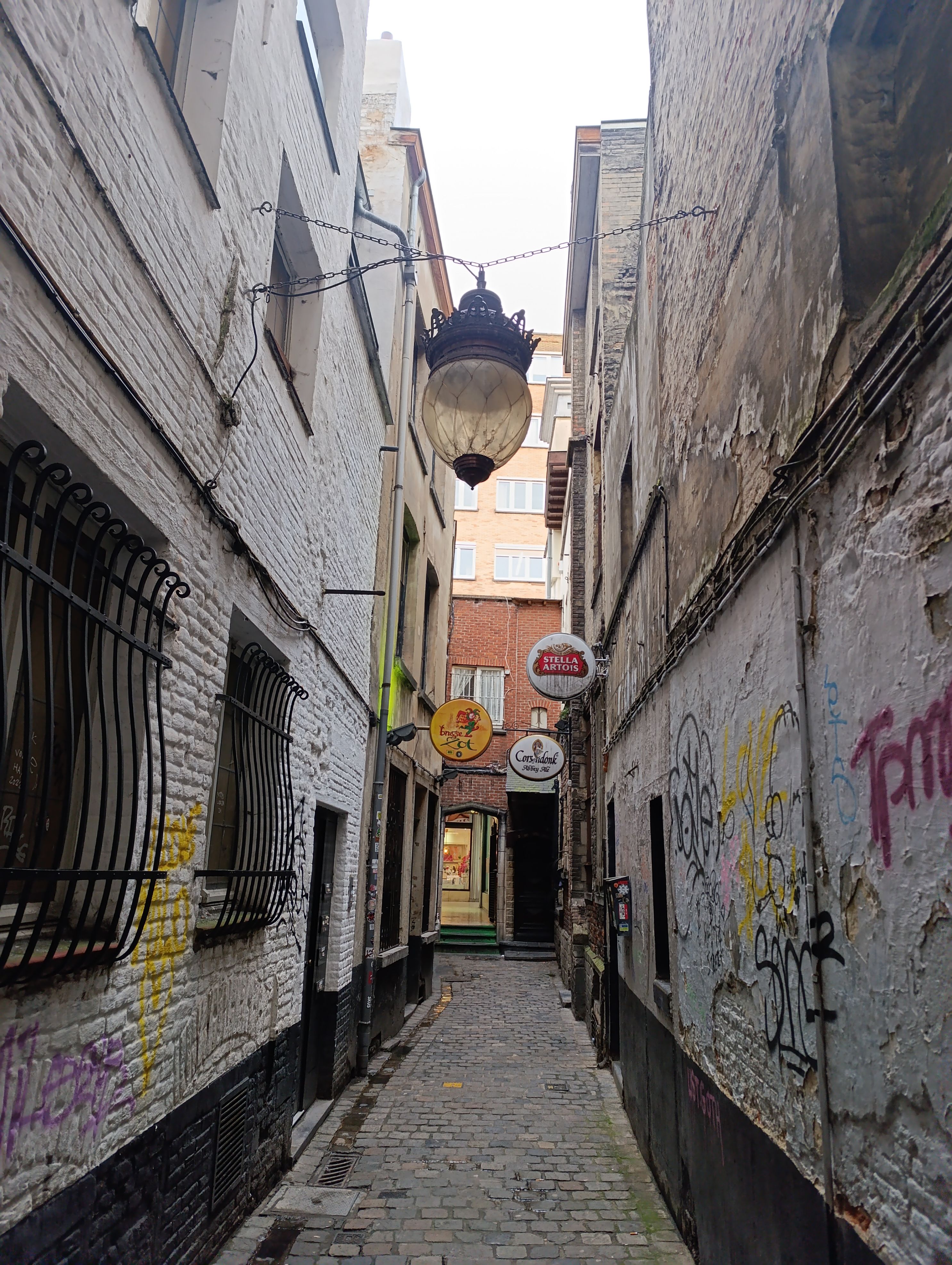 Narrow hidden alley in Bruges