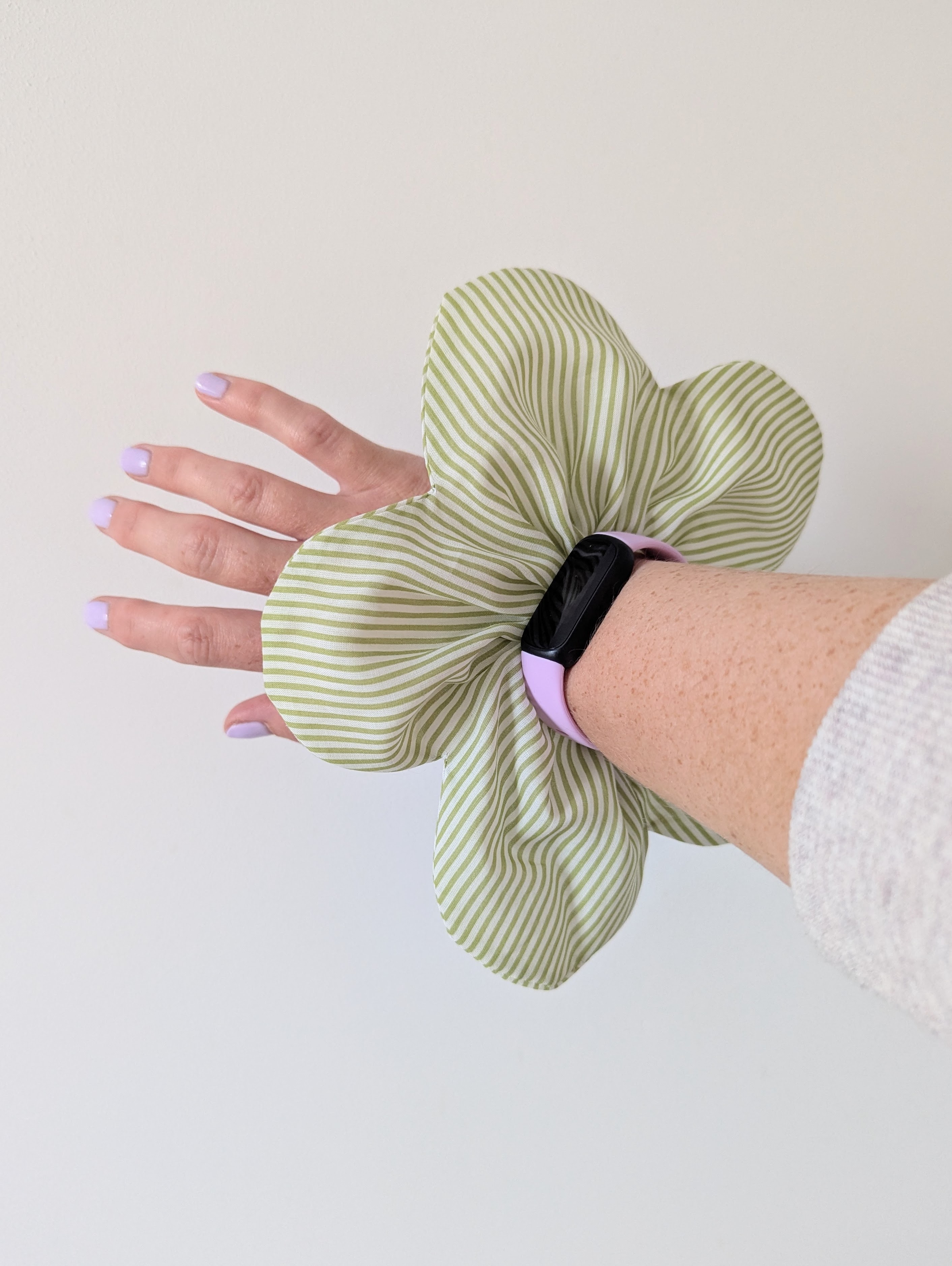 Sewing With Stephanie | Flower Scrunchie Sewing Pattern
