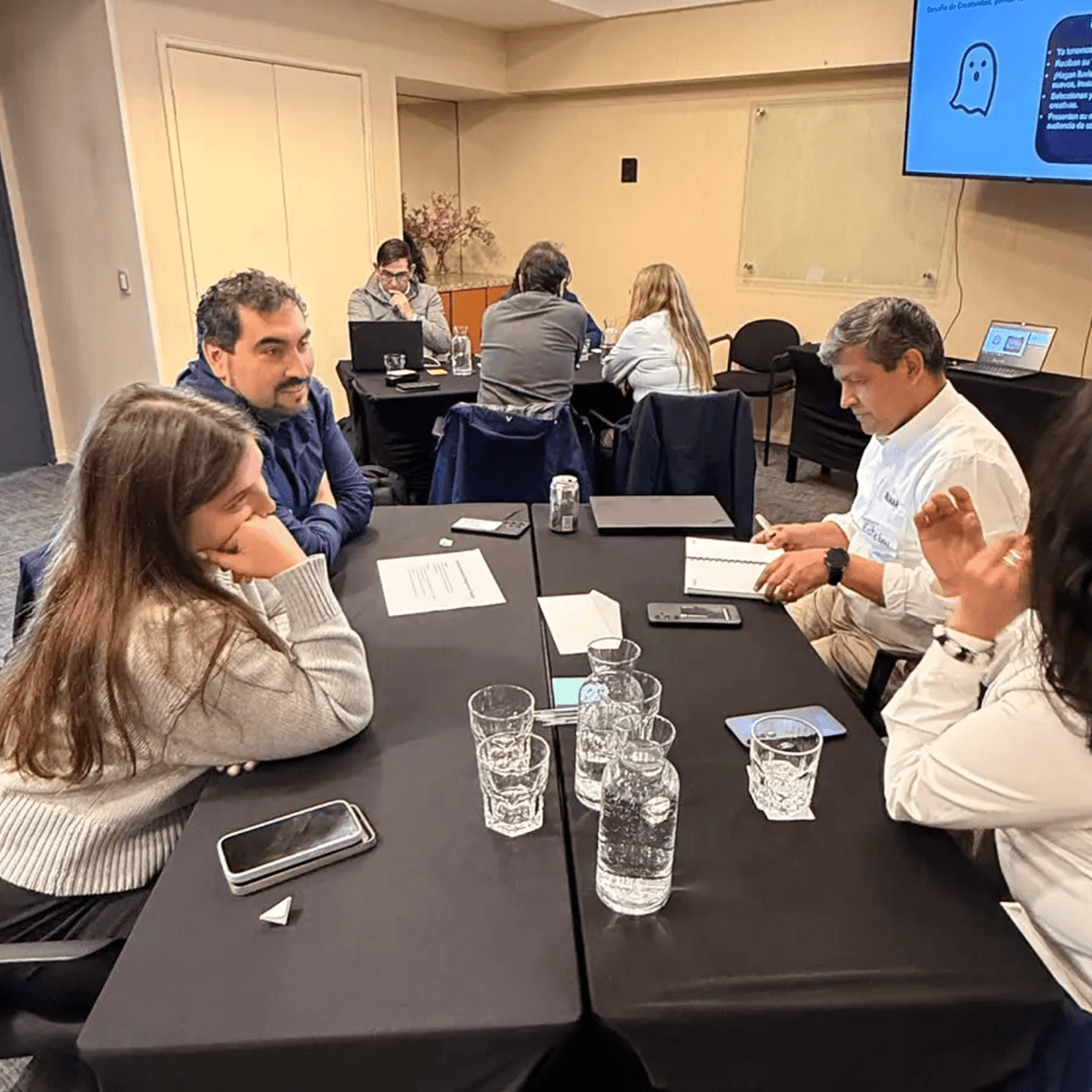 Área Técnica impulsa iniciativas clave en Taller de Ideación ContraCorriente
