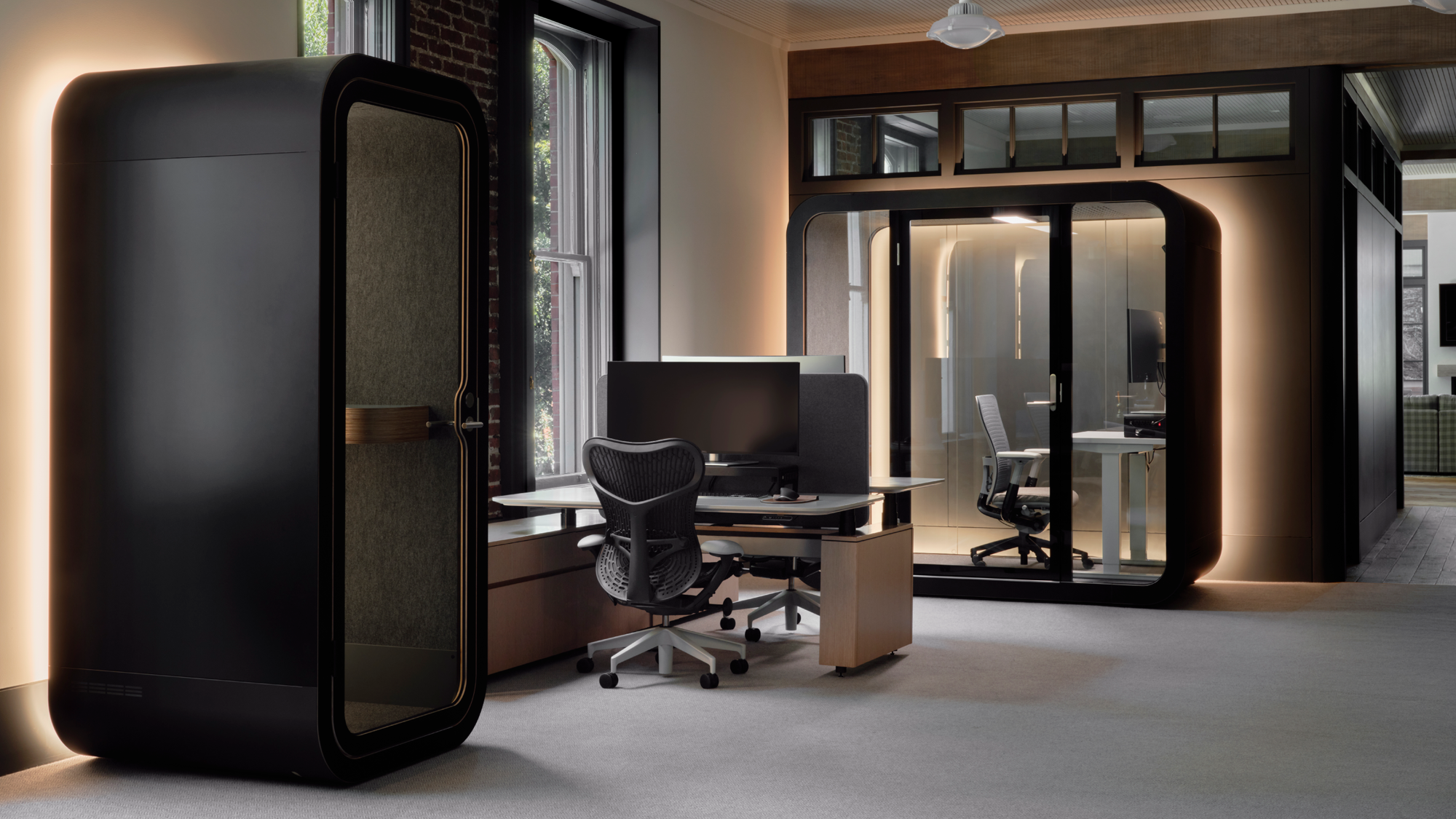 Blending Comfort and Focus