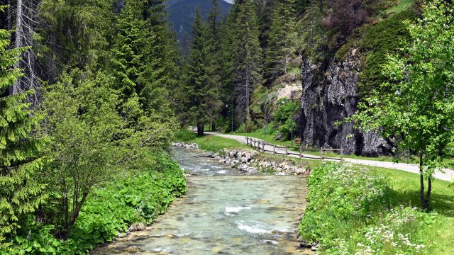 God's Nearness in the Valley