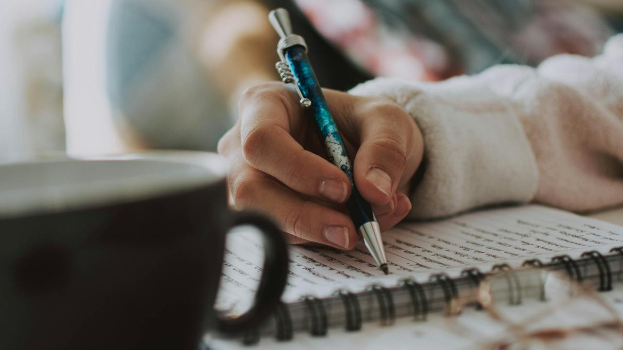 How to Improve Your Writing Style: 6 Easy Tips to See Fast Results