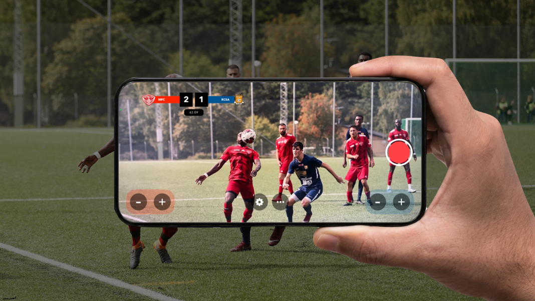 ScoreCastPro football scoreboard app streaming a live match on iPhone
