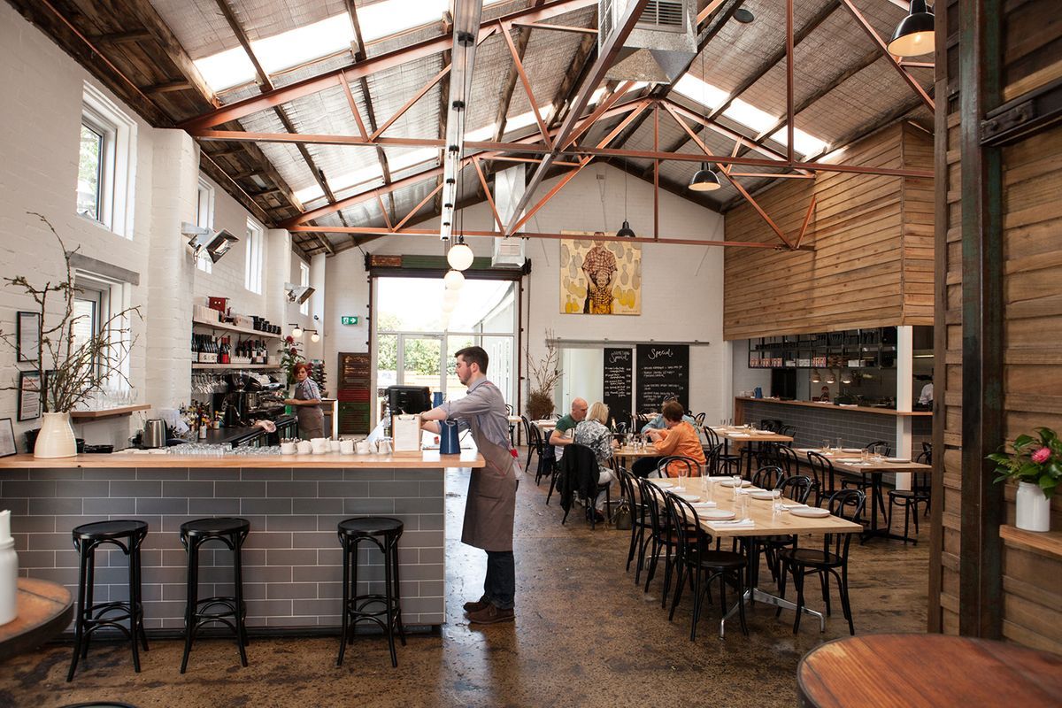 Gembrook Restaurant & Pub Scene