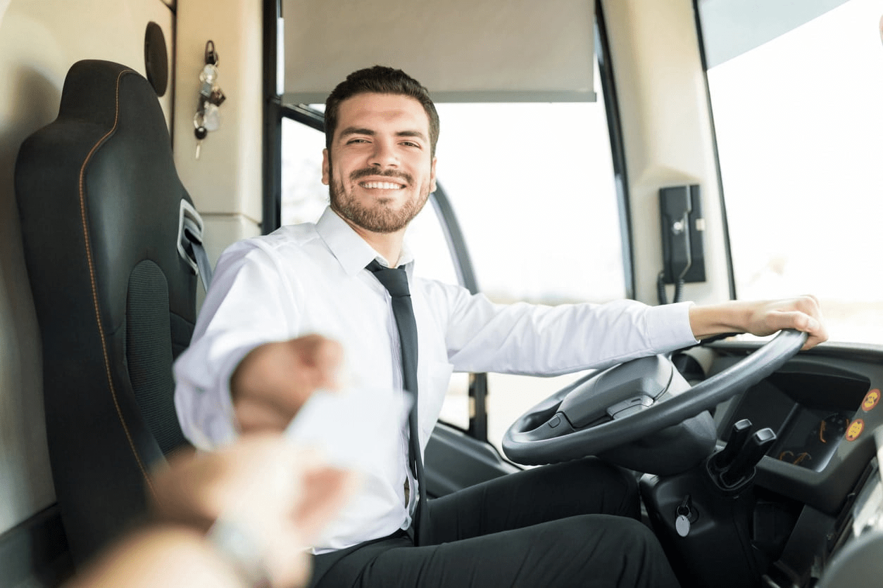 Fahrer im Bus – Bekleidungsmanagement für Transport und Verkehrsbetriebe