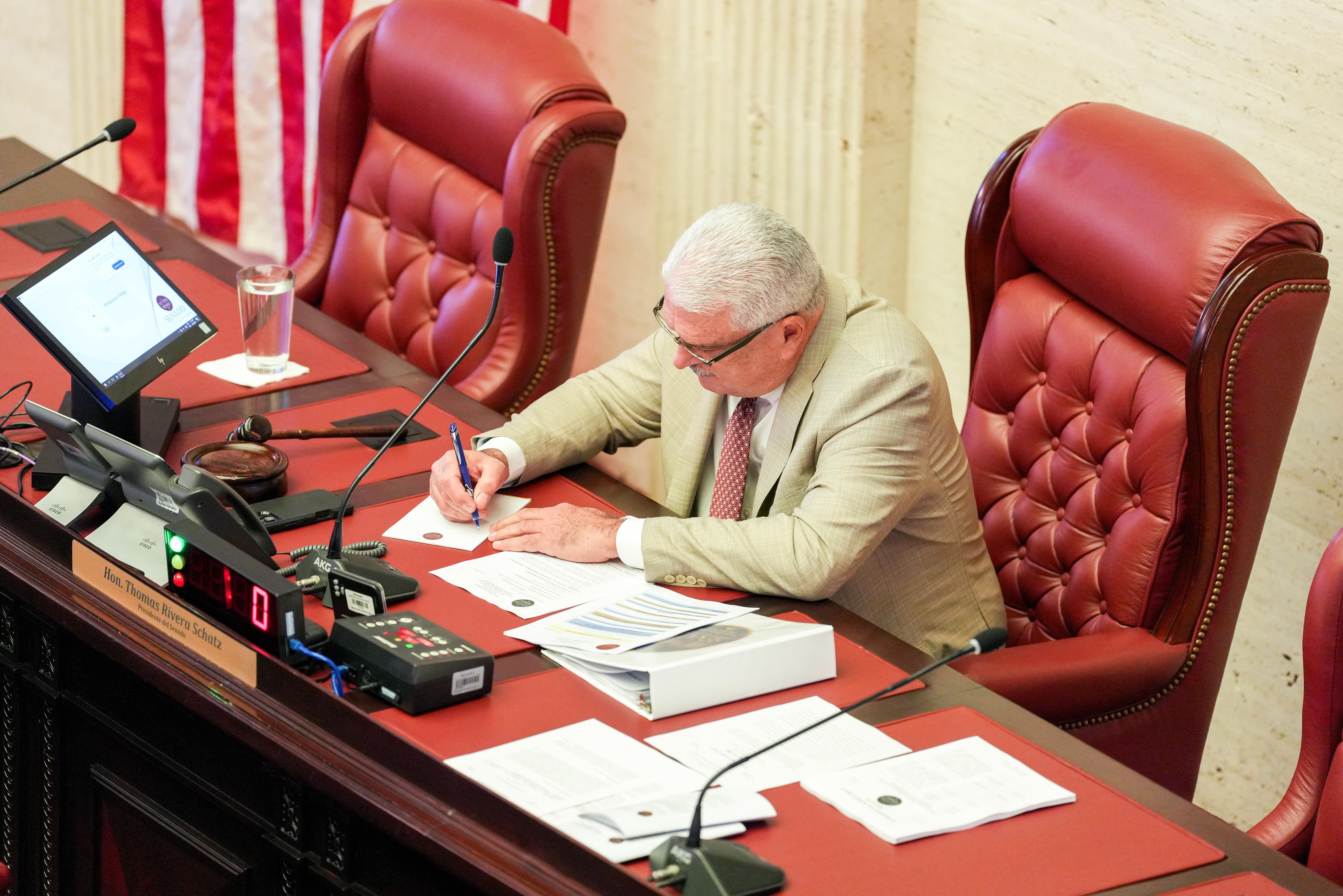 Proyecto del Senado 43 redefine responsabilidad de hospitales en casos de impericia