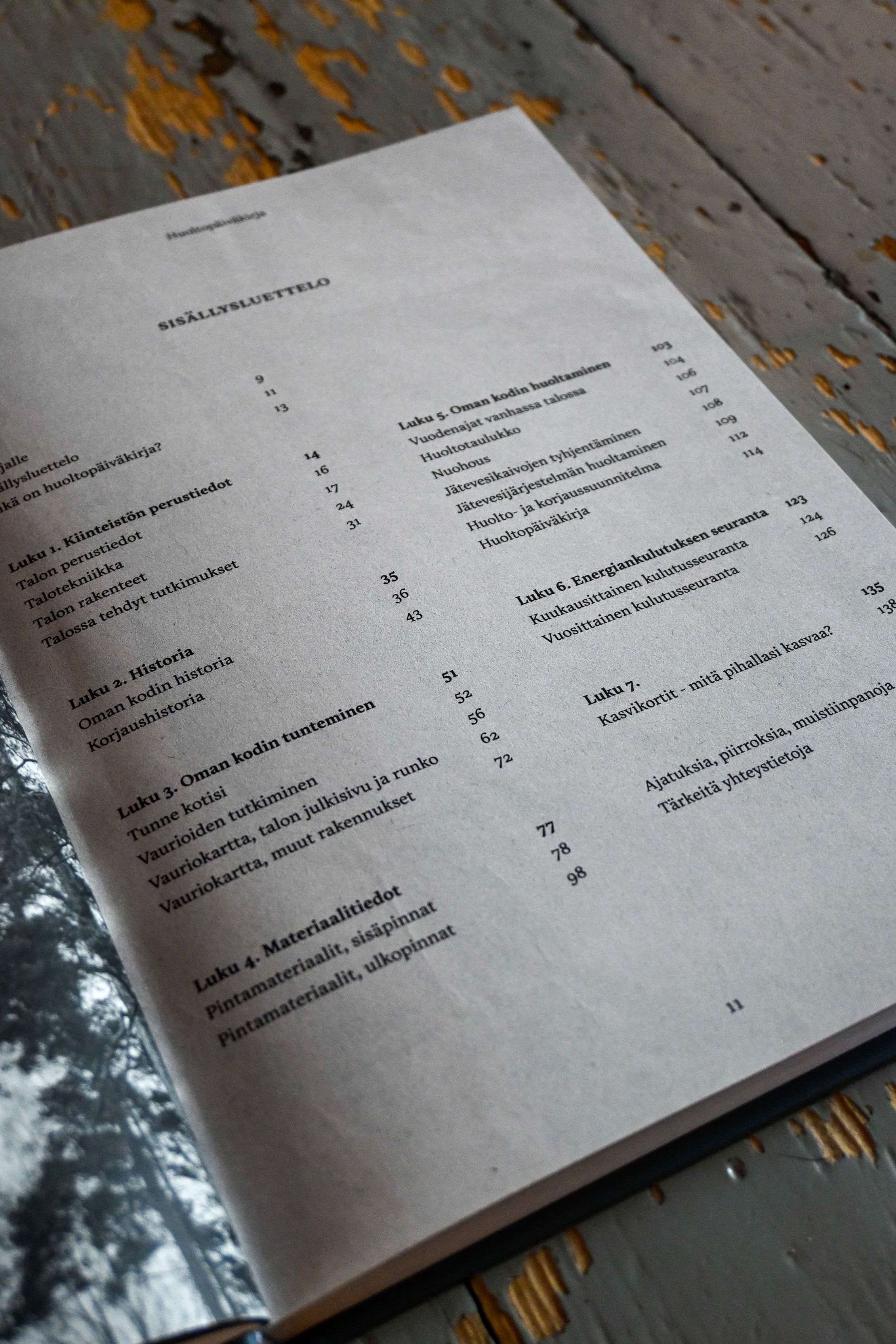 Vanhan talon huoltopäiväkirjan sisällysluettelo