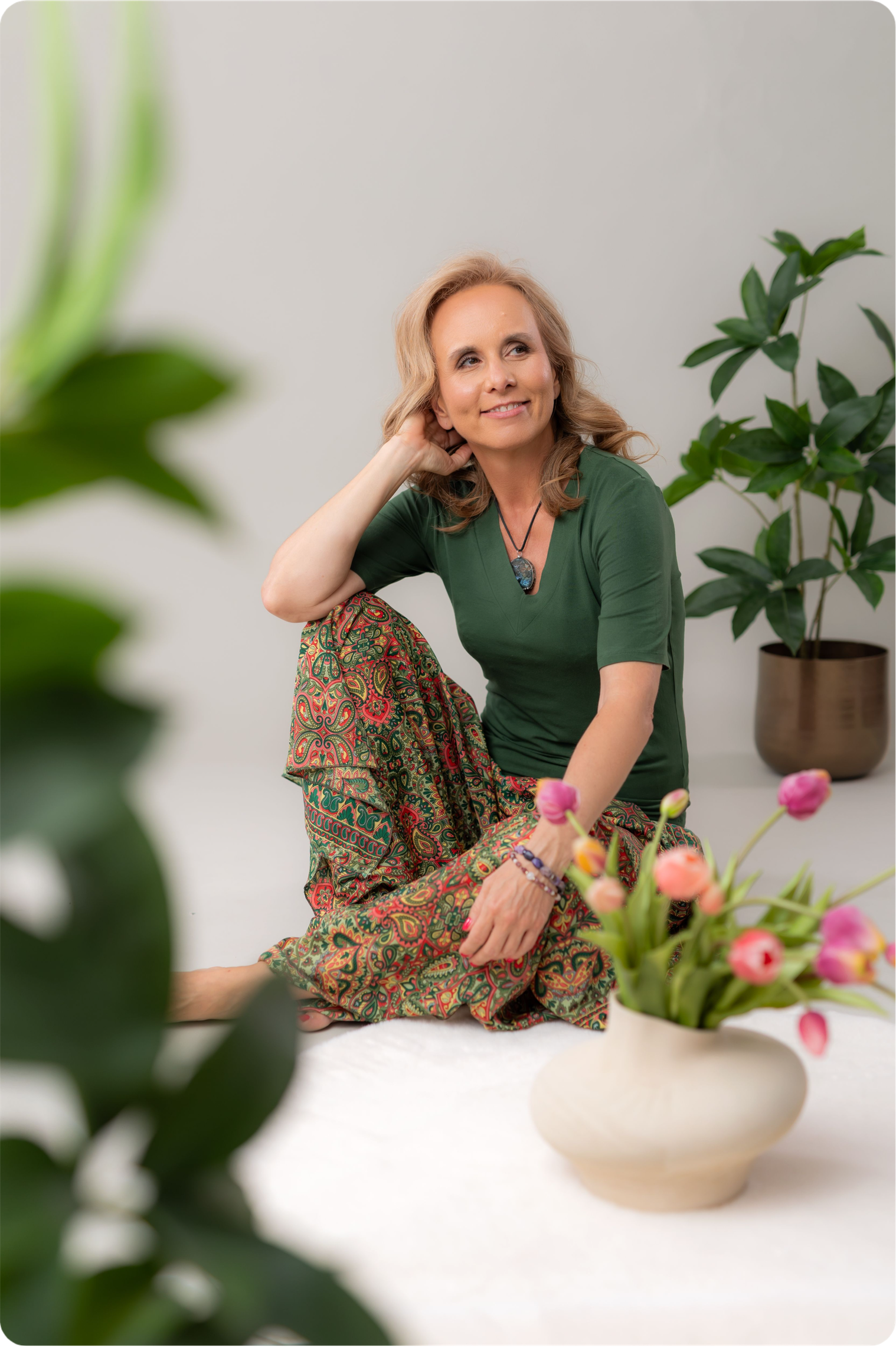 Asia Elżbieta Charkiewicz – chwila zatrzymania i refleksji, symbol równowagi między światem zewnętrznym a wewnętrznym