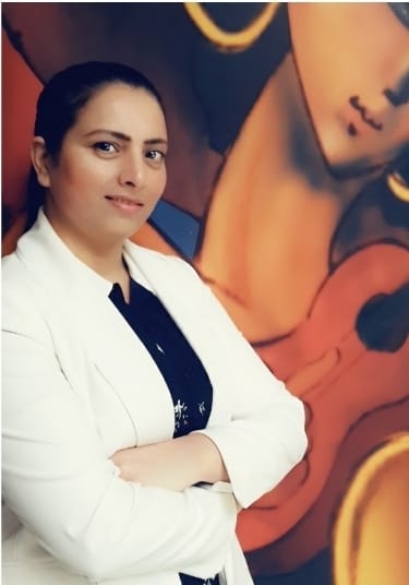 laura-psychotherapist