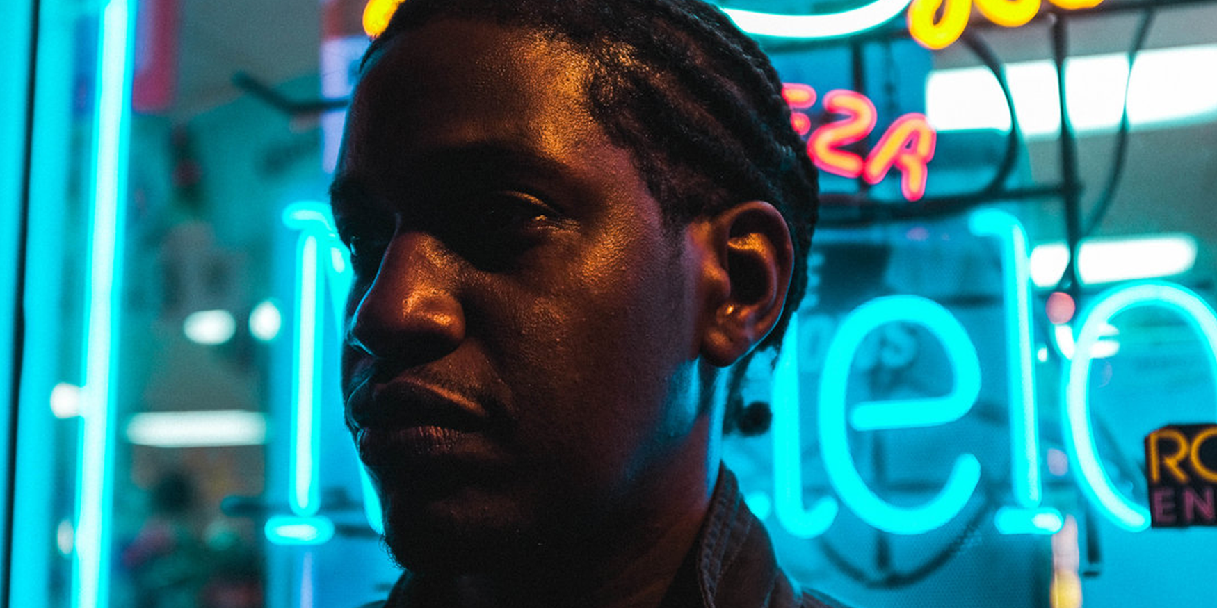 Anwar Highsign introduces “Vision Board” [THROWBACK]