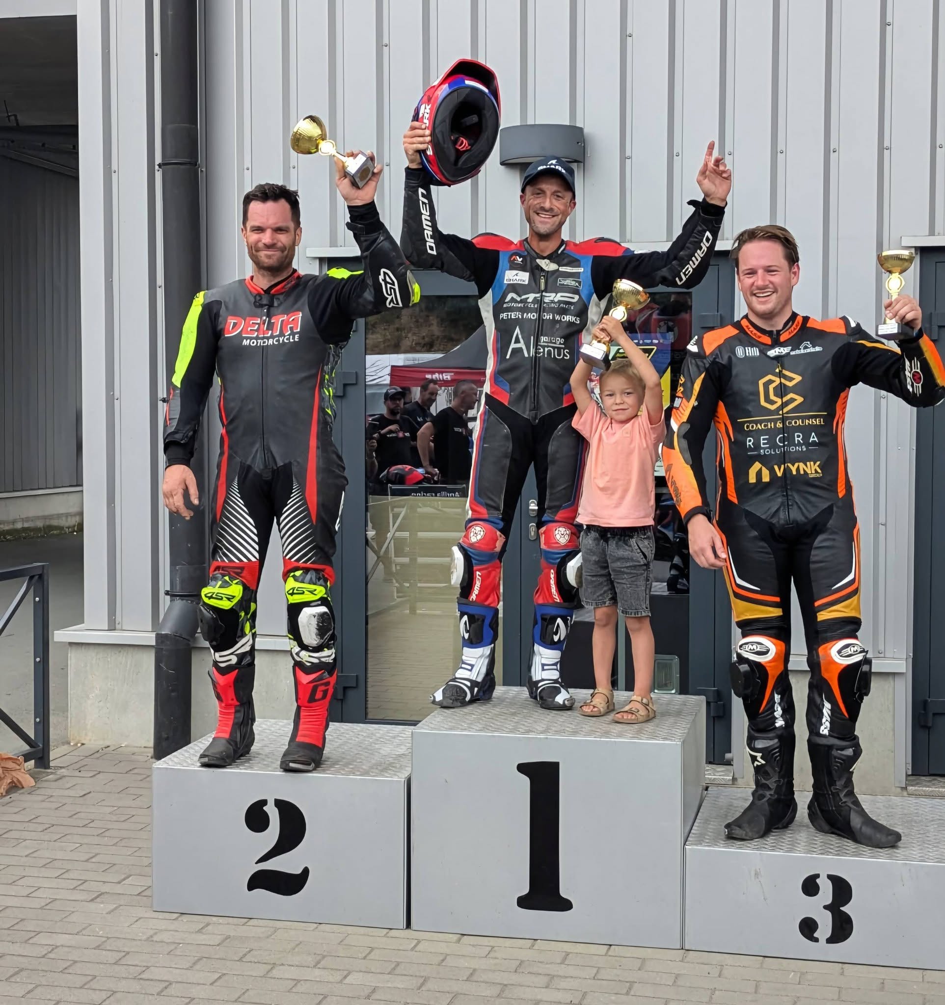 Race 6: Kampioen na winst in Mettet