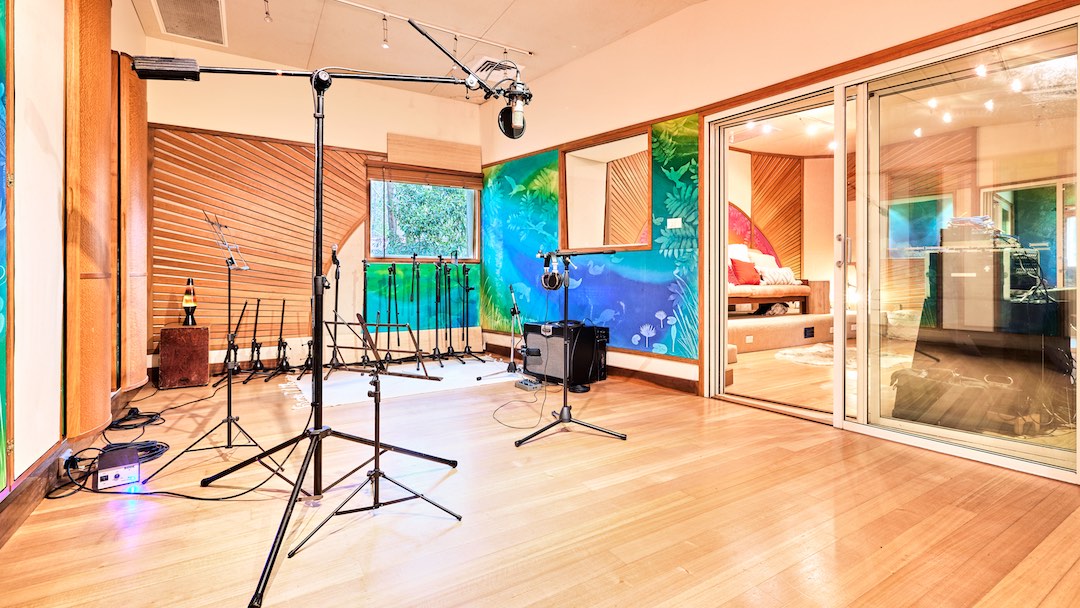 2024-01: The Mix Artist Studio Groove | Music Grant Alert: $7,500 Opportunity