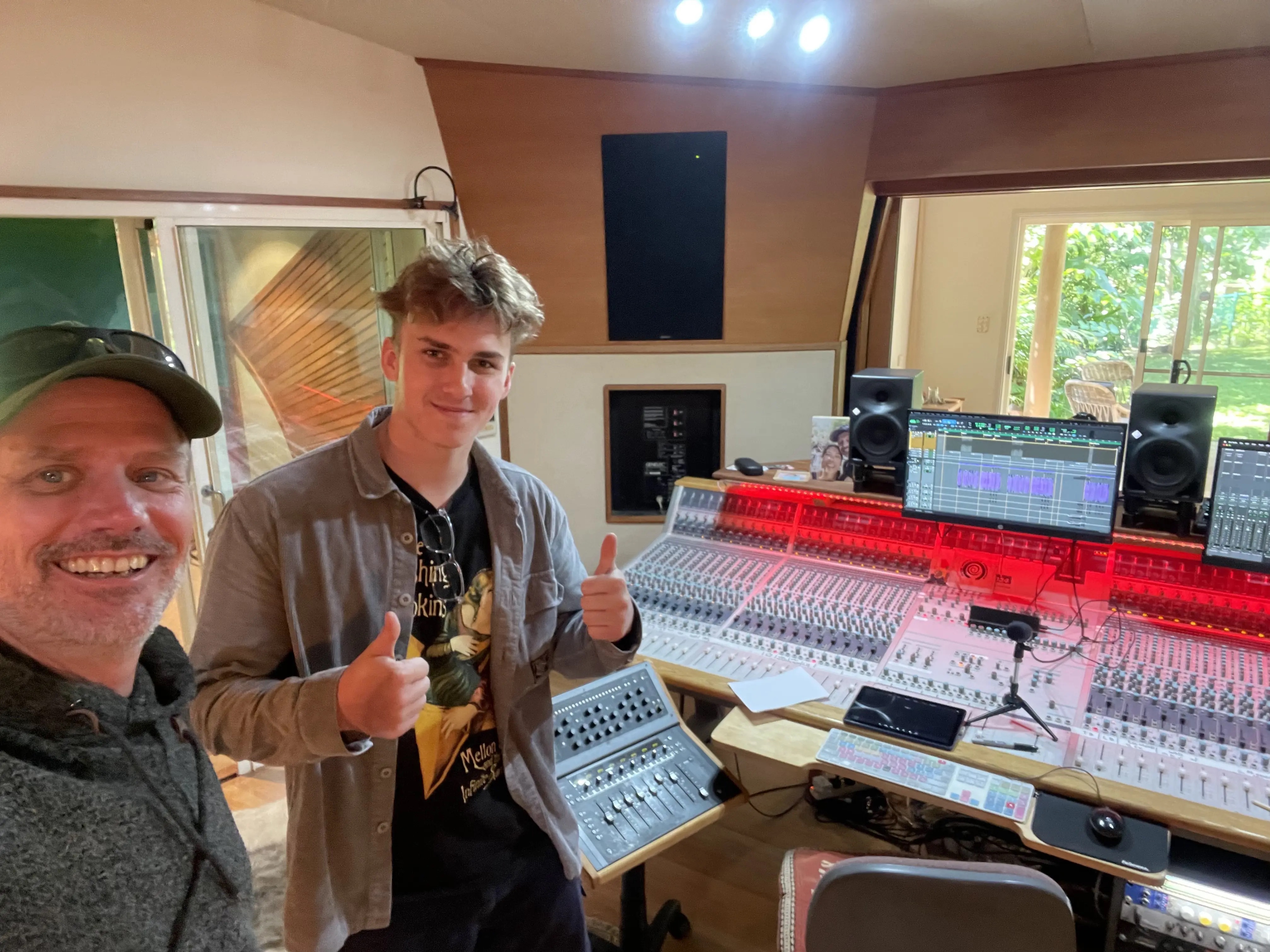 Floyd of Band Called Stereo approving the mix at Mix Artist Studio, with engineer Jan 'Yarn' Muths