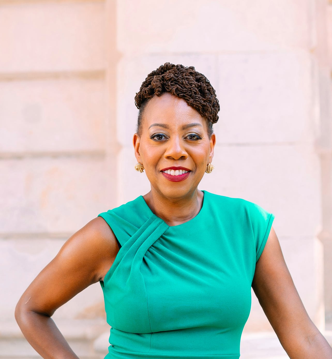 laura-psychotherapist