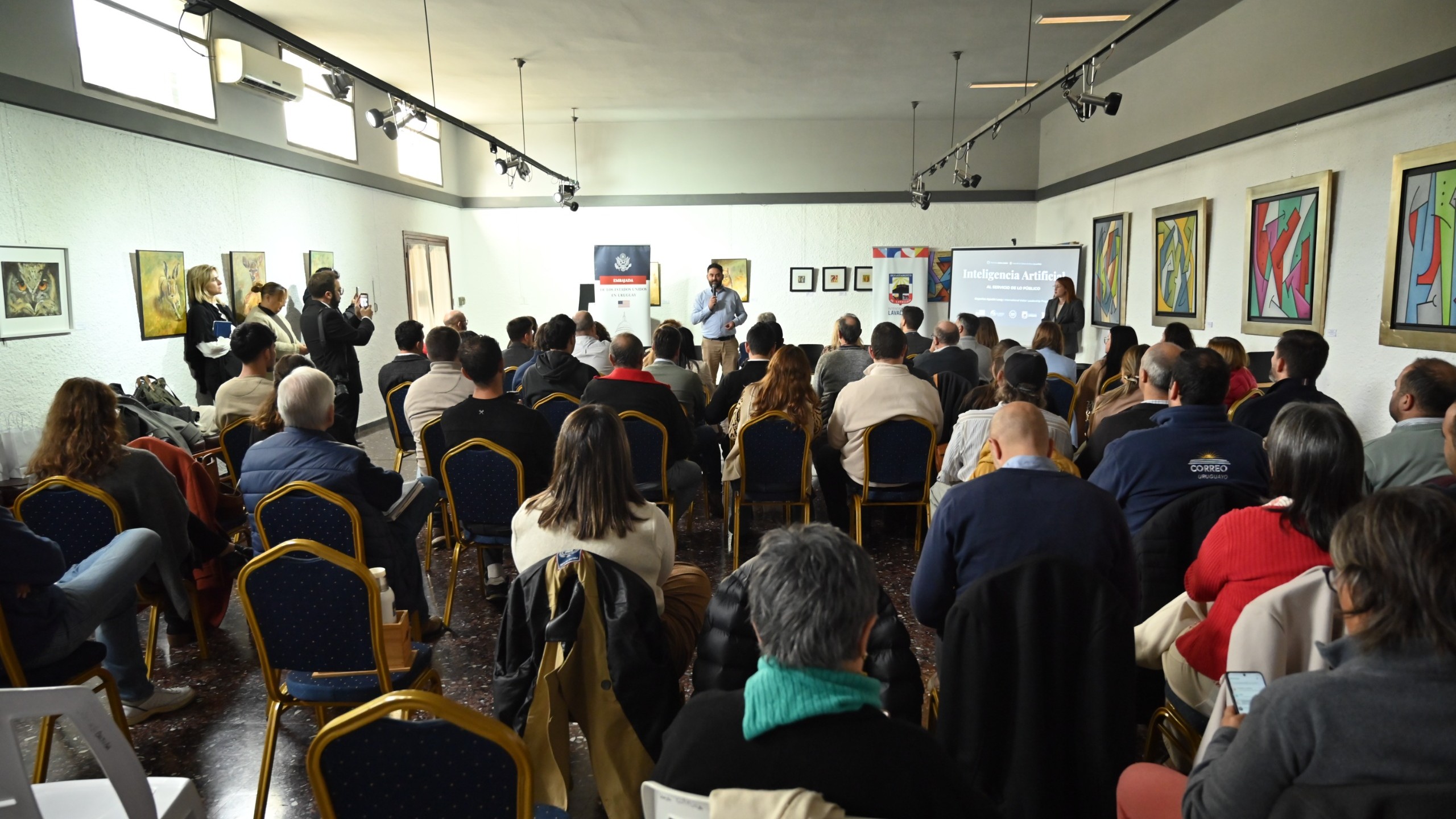 Minas reunió al ecosistema de innovación pública de Uruguay para debatir sobre inteligencia artificial y valor público