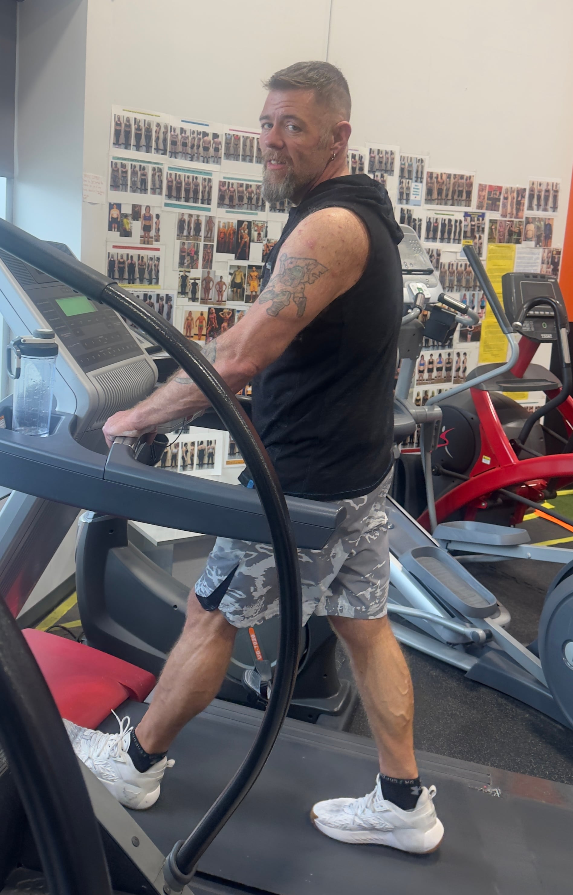 Rob training during a personal training session at Body In Fushion in Edmonton — two-year transformation client