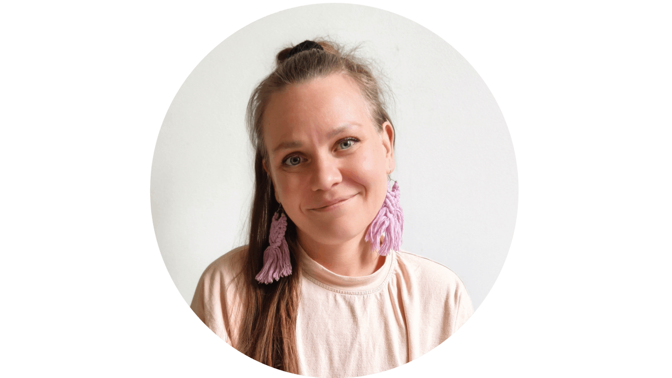 Riia Ervasti, äitiys- ja vauvavyöhyketerapeutti