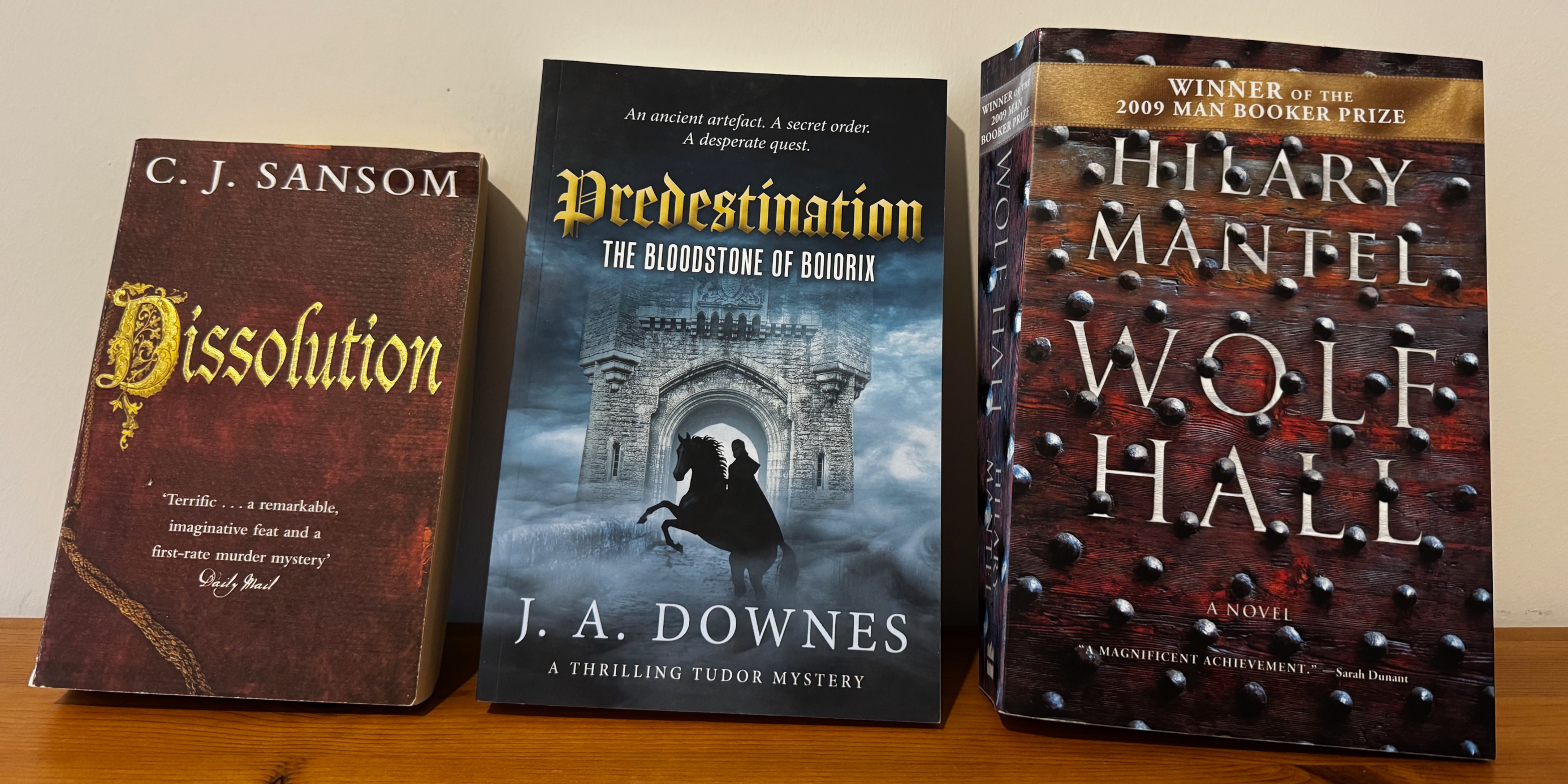What Makes a Great Tudor Mystery? The 7 Elements Readers Crave (And How to Find Your Perfect Series)