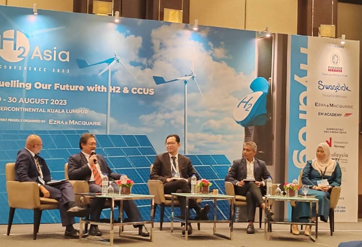 Dr Hazland was invited as a guest of honor and CCUS panelist at the H2Asia Conference 2023