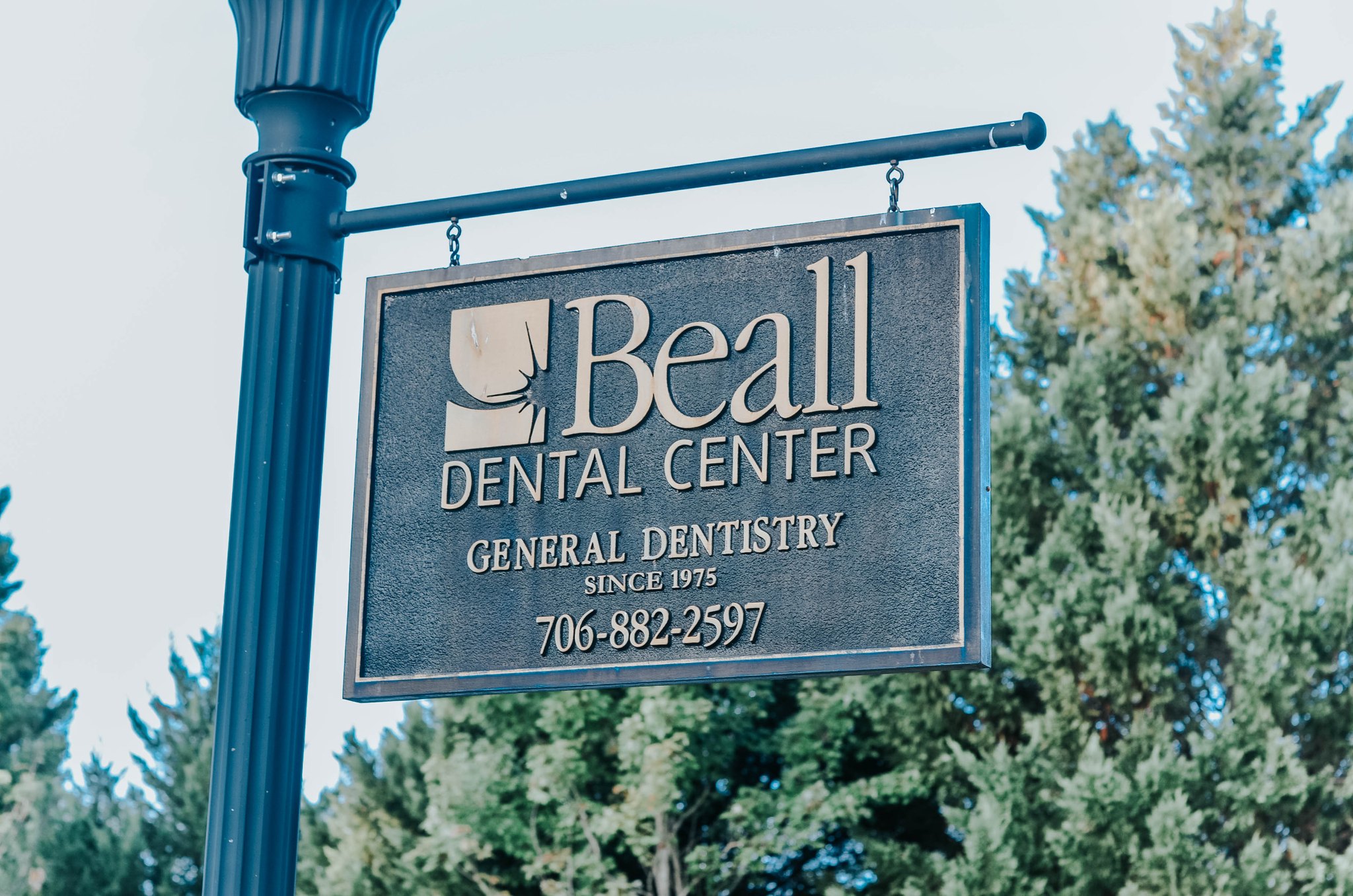 Beall Dental Center sign