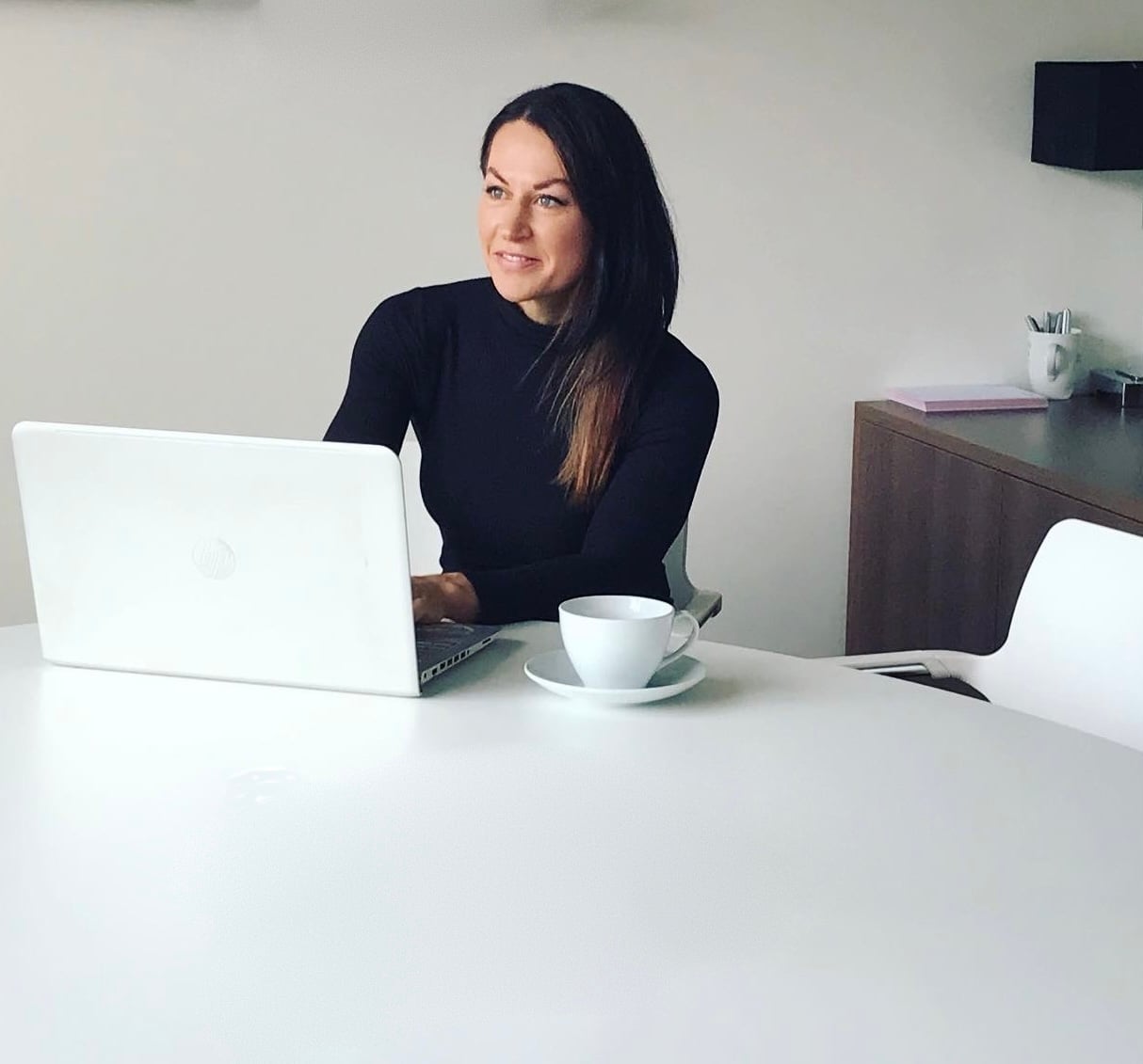 laura-psychotherapist
