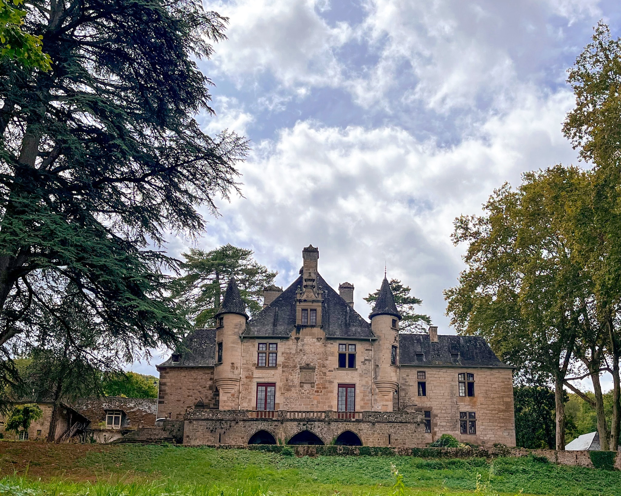 Château de Pazayac front sight