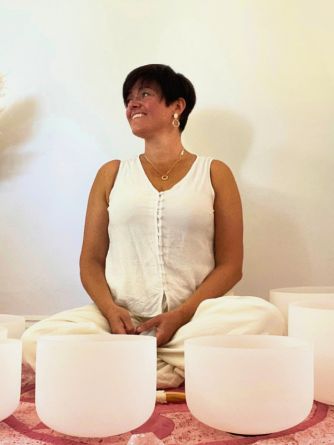 happy employees workplace wellness