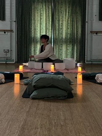 happy employees workplace wellness