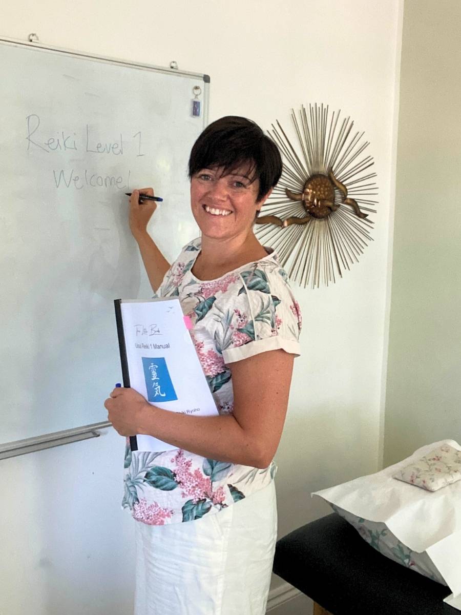 reiki classroom for reiki courses in purley, croydon, london, uk