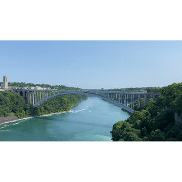 Niagara Falls Rainbow Bridge to Canada