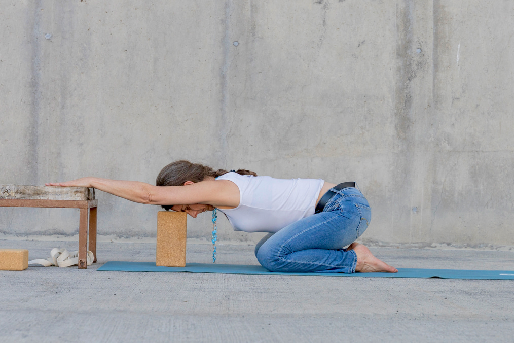 Yoga Freiburg Adho Mukha Virasana